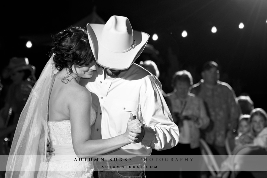 colorado wedding first dance