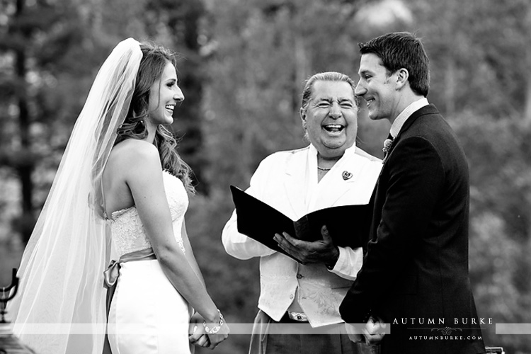 beaver creek colorado wedding ceremony vows bride and groom beanos cabin