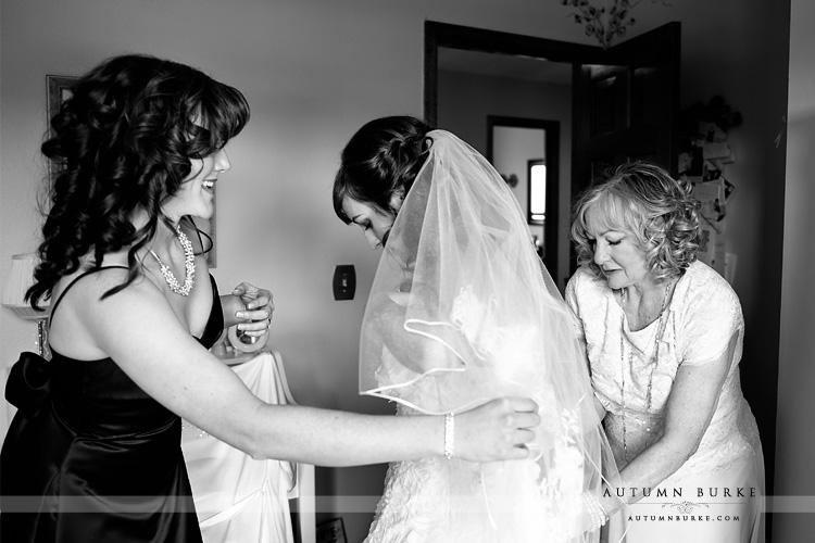 colorado bridal preparations getting ready 