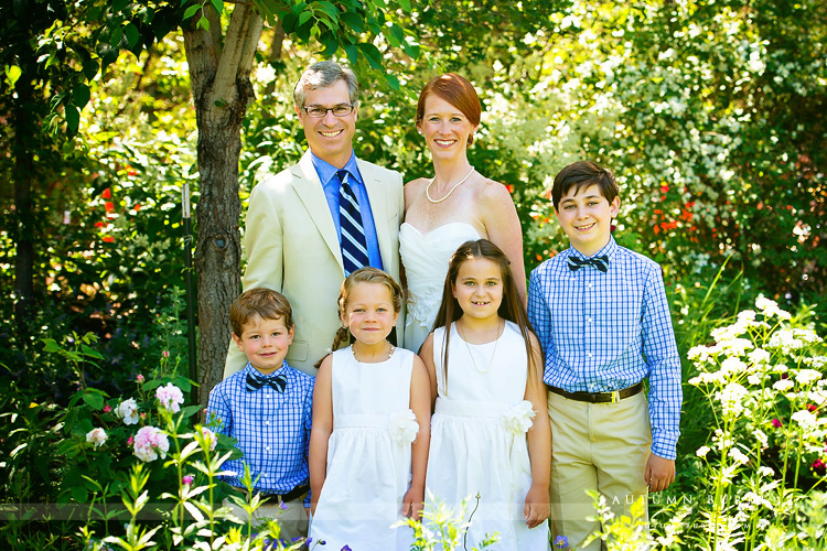 denver botanic gardens chihuly wedding family portrait kids bride and groom