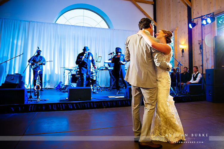 wedding reception first dance crooked willow wedding larkspur colorado band