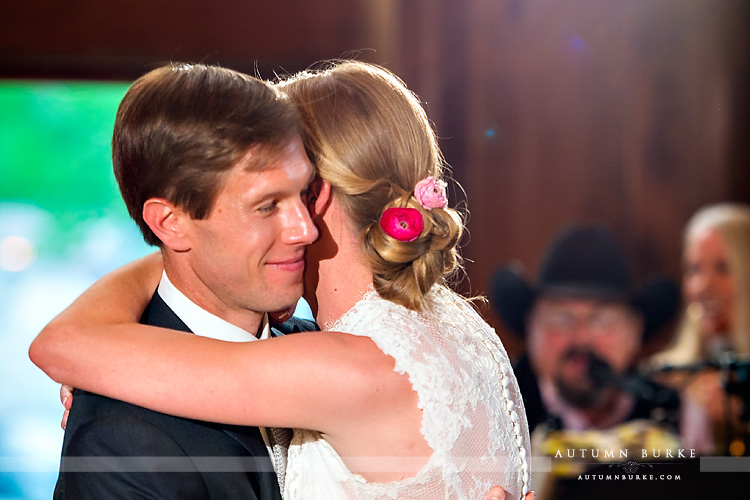 beaver creek saddle ridge wedding colorado mountain wedding bride and groom first dance groom