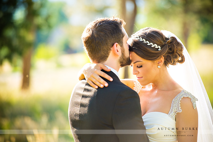 colorado highlands ranch mansion wedding bride and groom portrait