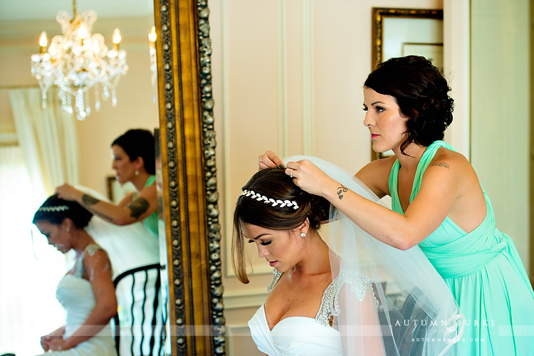 colorado highlands ranch mansion wedding bride getting ready veil bridal prep