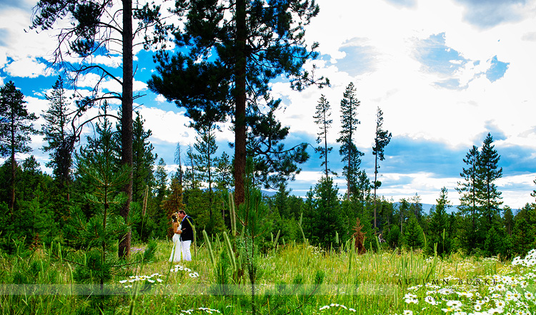 first look wild horse inn colorado mountain wedding tabernash winter park wildflowers