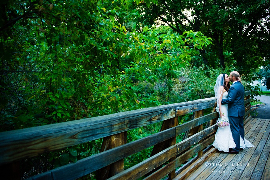 colorado wedding photography bride and groom portrait on bridge chatfield botanic gardens