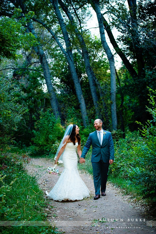 denver botanic gardens chatfield wedding colorado rustic elegance bride and groom portrait woods