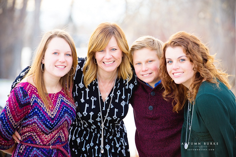 colorado family portrait winter holiday snow photography session